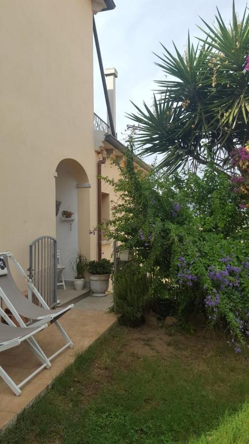 B&B Villa Orchidea Ольбия Экстерьер фото